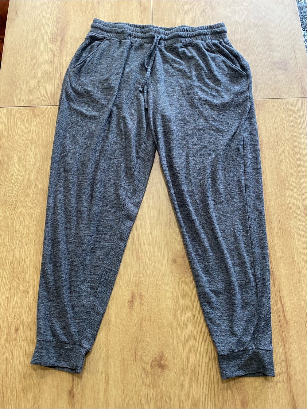 Maurices Women's Charcoal Gray Cropped Jogger Pants